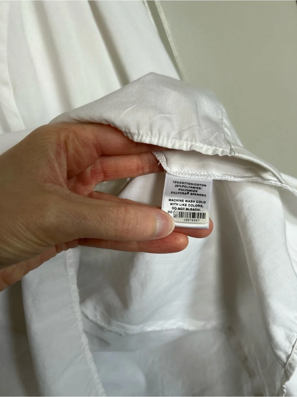 Lafayette 148 New York White V-Neck Collared Button-Front Blouse - Picture 6 of 15